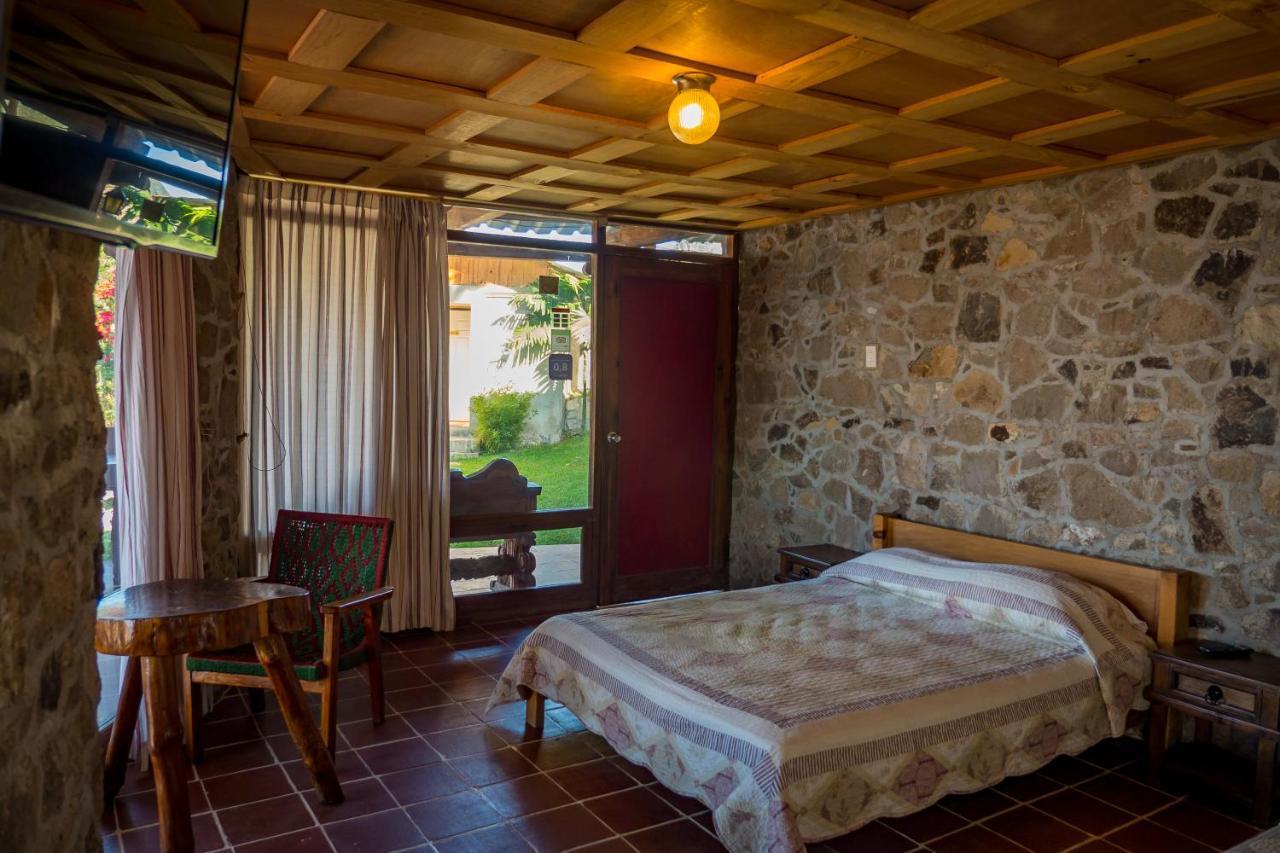 Hotel Terrazas Del Lago San Antonio Palopó Exteriér fotografie